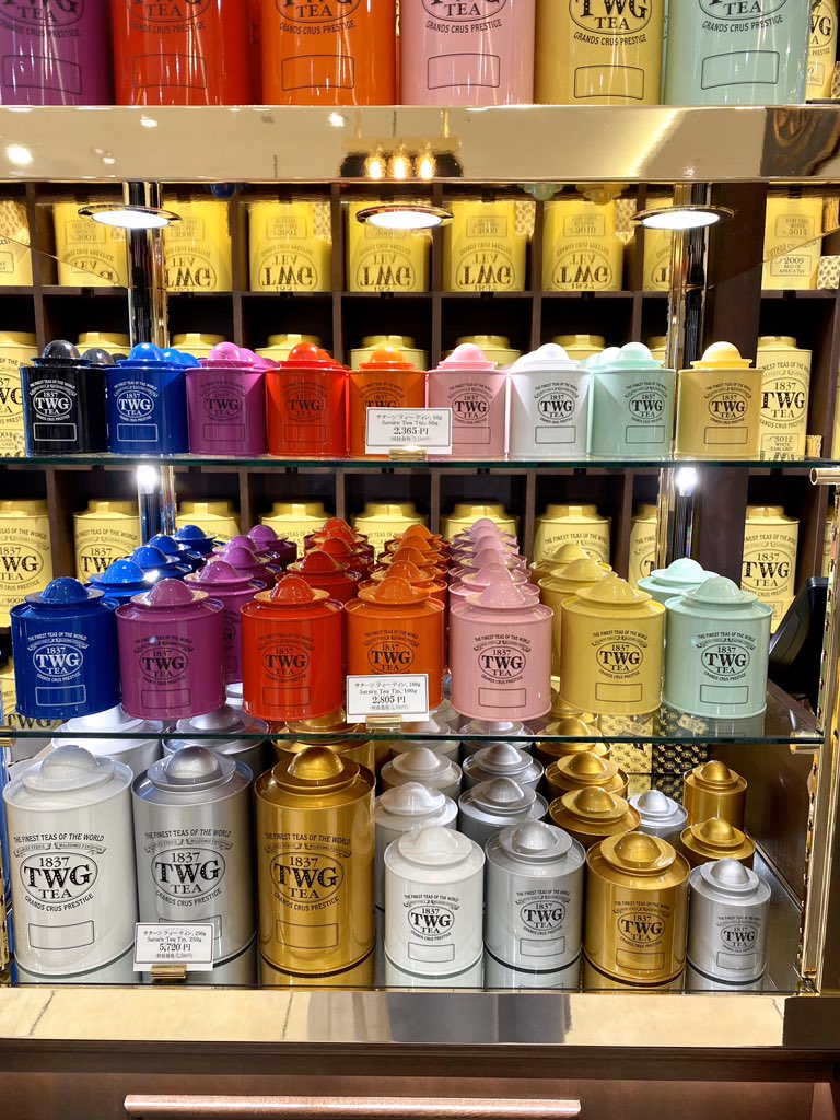 阪神百貨店1FのTWGへ行くんや、、、 缶から好きな色選べるんのよ
