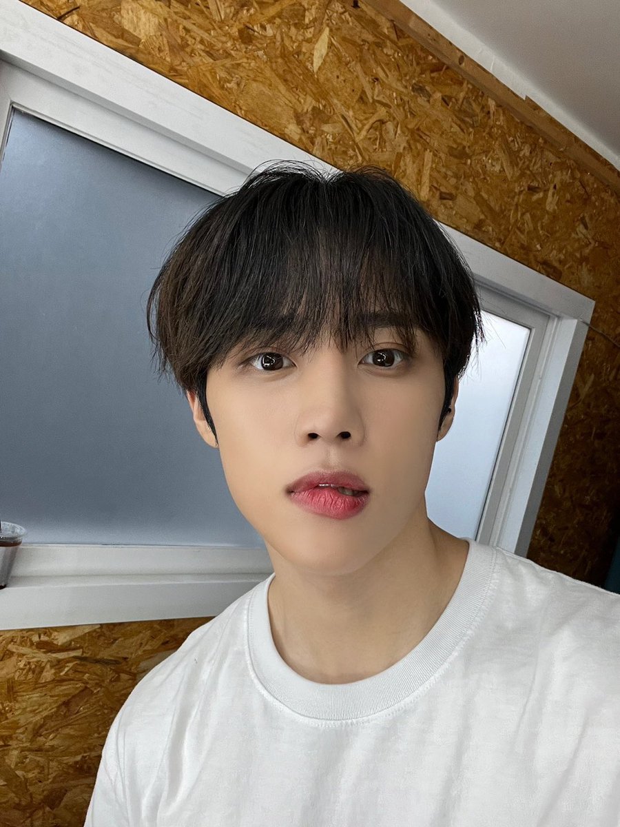 ソヌ] 100万年ぶりの白T