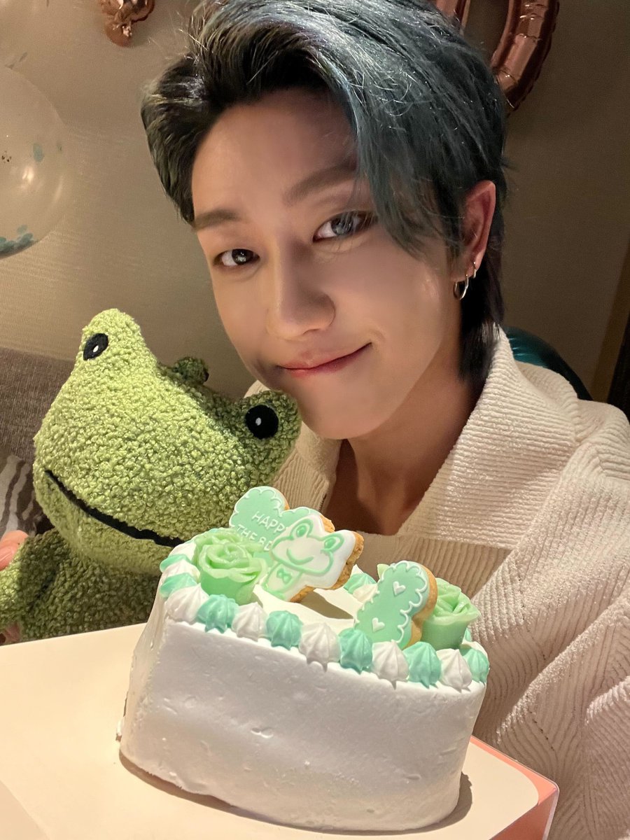 221107 weibo update 😍🥰😘❤️爱你们💎#SEVENTEEN[超话]# #세븐틴