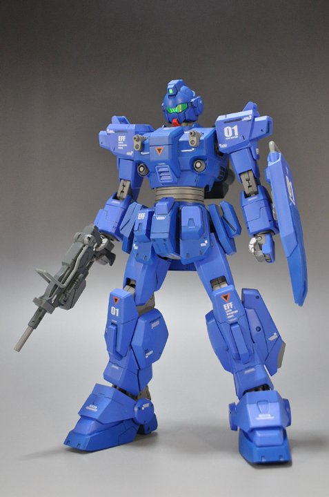1/100 ブルーディスティニー1号機が完成しました。B-CLUB製改造パーツ