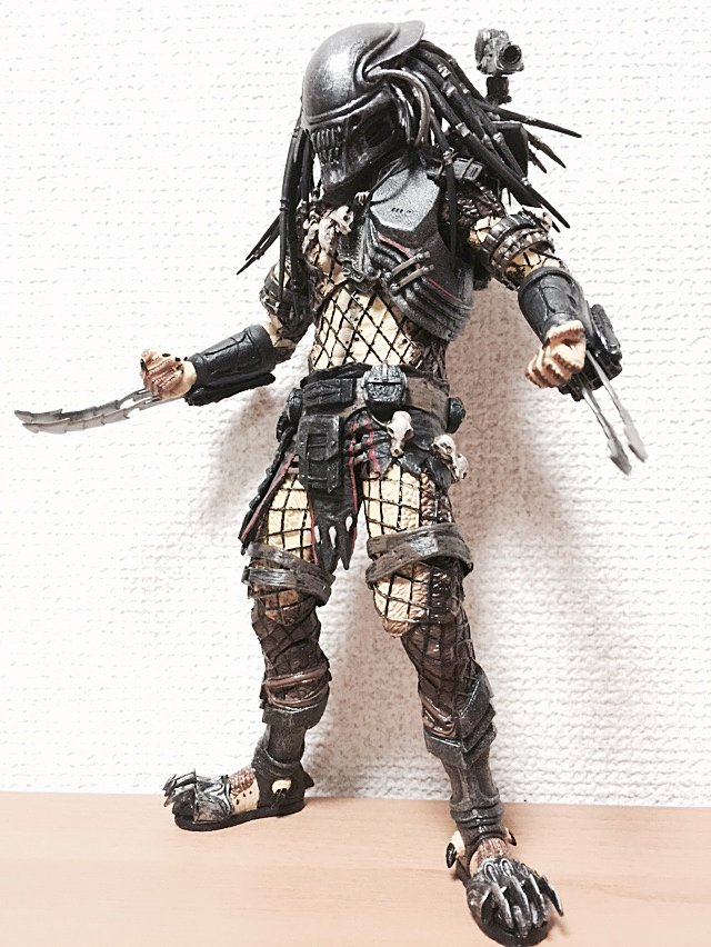 RT @KSUWABE: NECA製の「サーペントハンター・プレデター」が届きまし