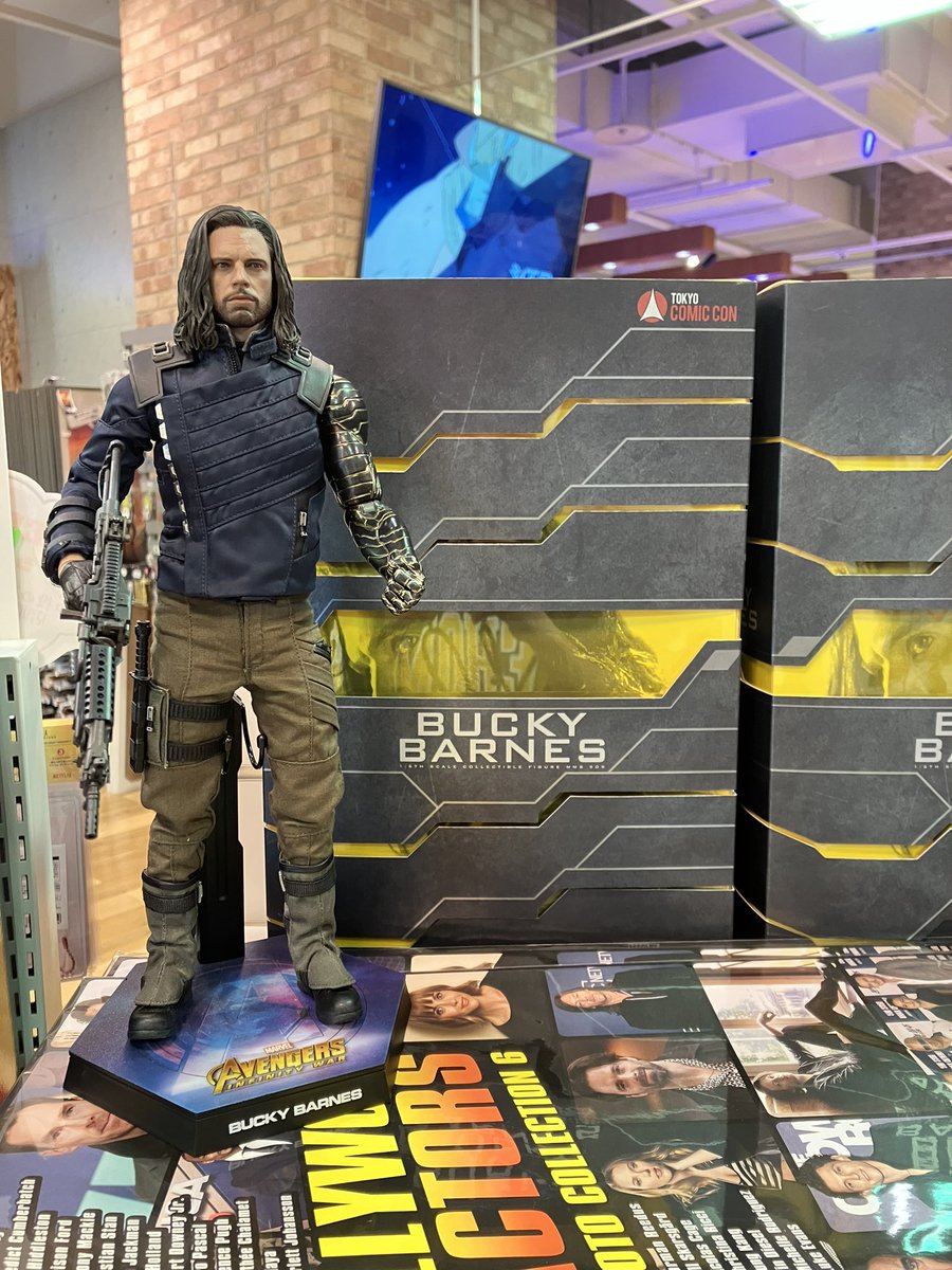 セバスチャンスタン バッキーバーンズ フィギュア ホットトイズ 東京