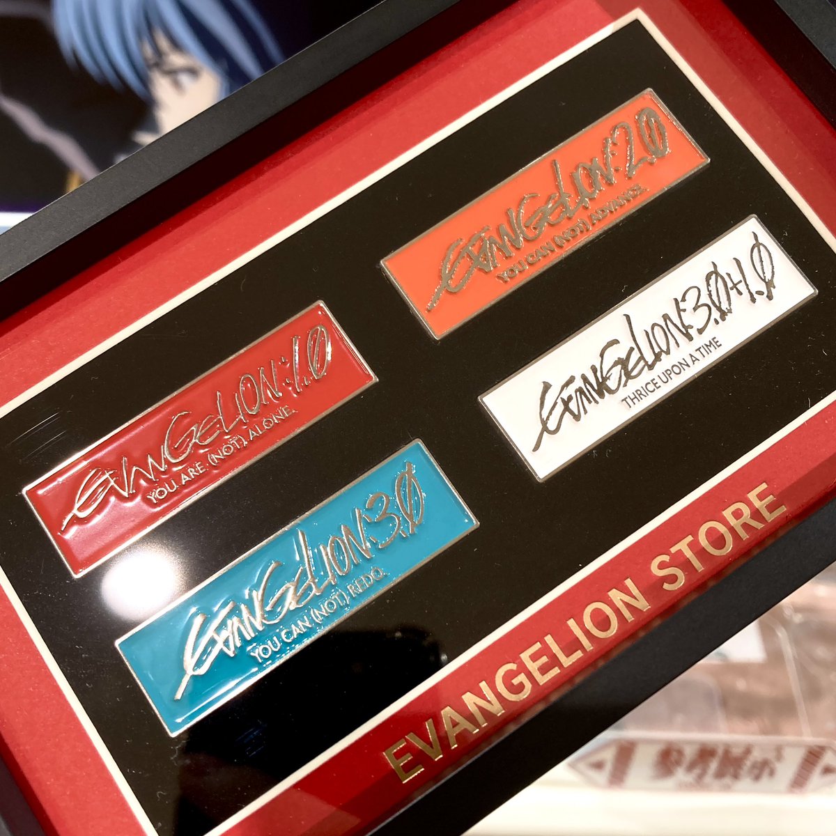 TOKYO-01(池袋)】 エヴァストア限定のタイトルロゴピンズ4個セットは