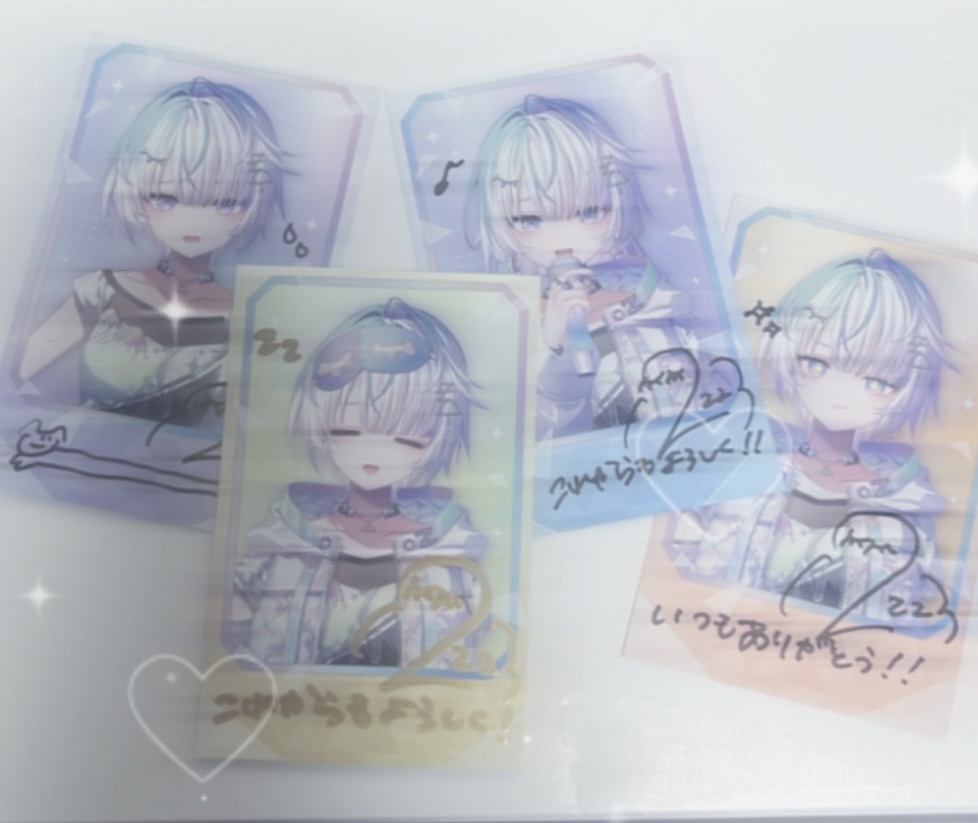 配信ありがとう～～ チェキサインいい感じです 10万人記念グッズは明日