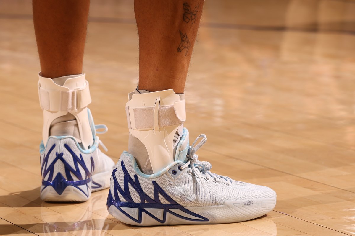 ANTA KT11「Sti11Klay」Klay Thompson着用モデル ANTA KT11「Sti11Klay