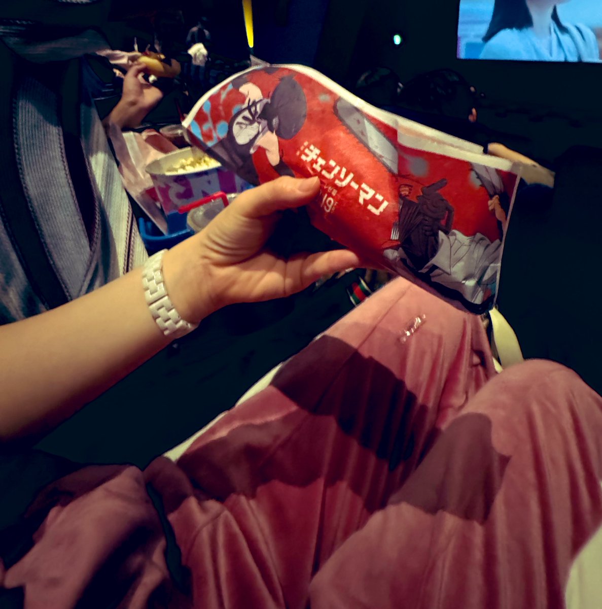 最高💣ﾌﾞｲｲｲﾝ( ᐛ )⬛︎]̲̅:̲̅:̲̅:̲̅)