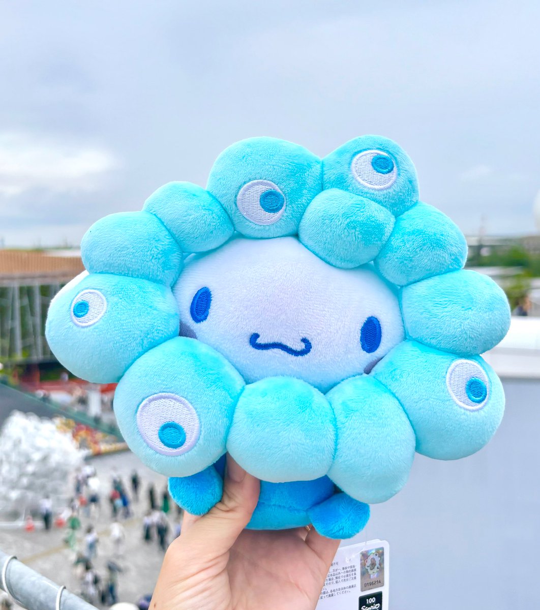 ミャクミャクなりきりぬいぐるみ」 25.6.26 大本命の水色ミャクシナ