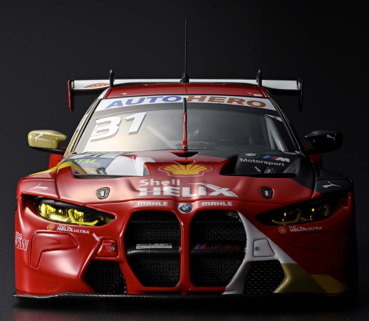 プラッツ/NuNu 1/24 BMW M4 GT3 2022 DTM チャンピオン 製作：SOF 月刊