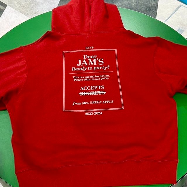 グッズのご紹介】 □フーディー サイズはM/L/XLの3サイズです