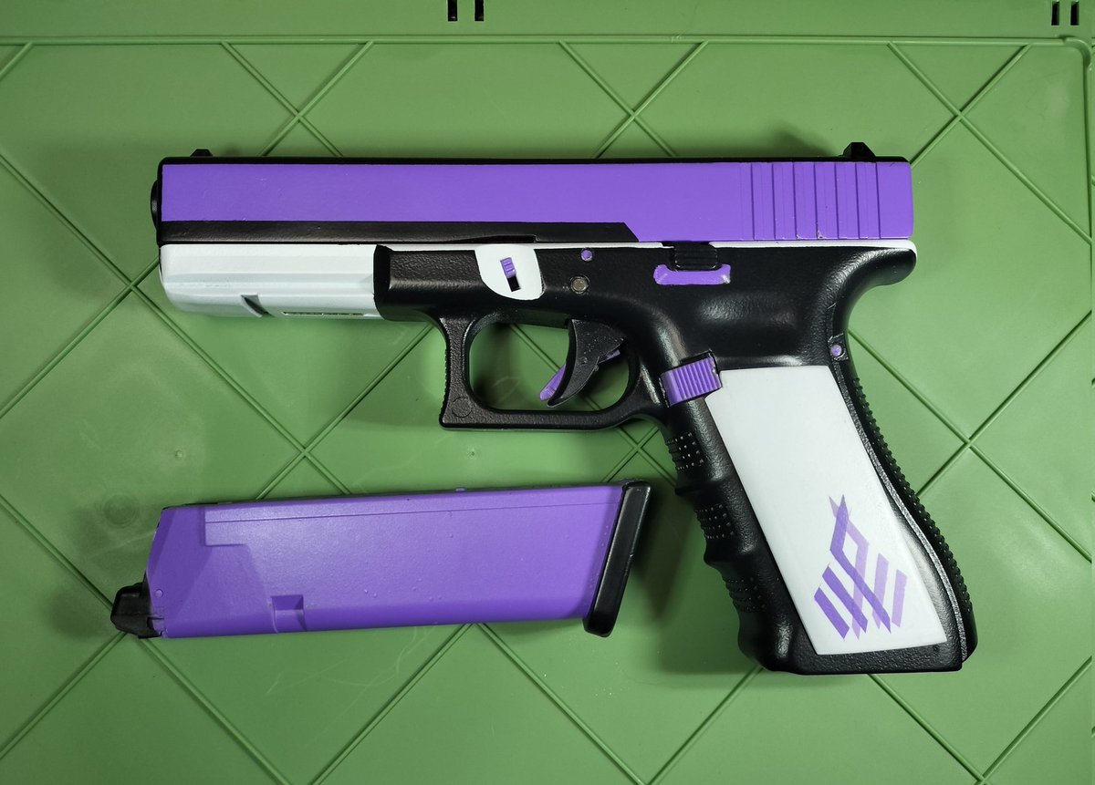 第17号ヴァルキューレ制式拳銃 REAL TypeModel] 完成しました！ ブルー