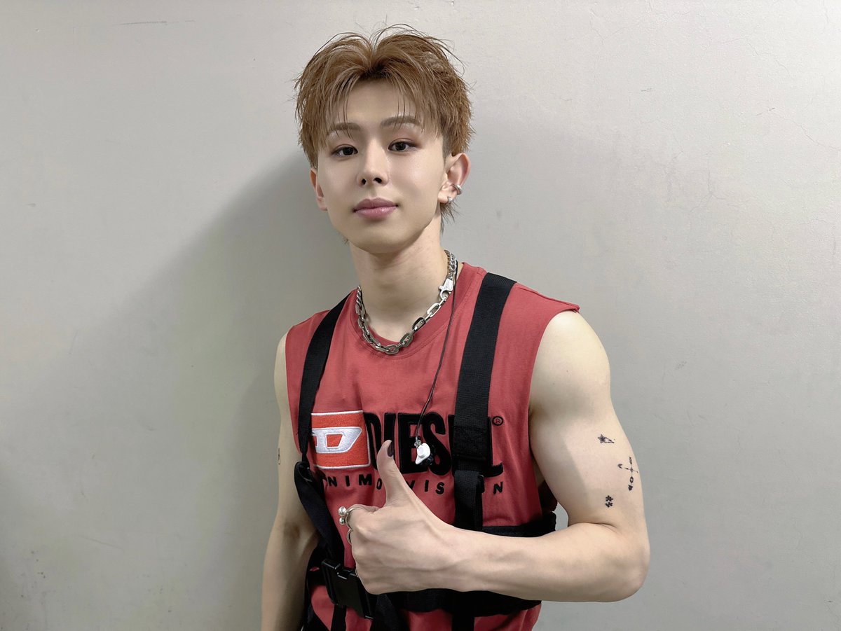 ONENONLY (ワンエンオンリー) ボーカル🎤 EIKU(山下 永玖) ＼ NEXT