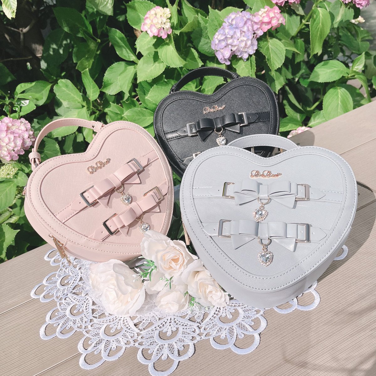 ㅤㅤㅤ -- 𝐑𝐞𝐜𝐨𝐦𝐦𝐞𝐧𝐝 -- #リボンビジューハートバッグ ¥9,790