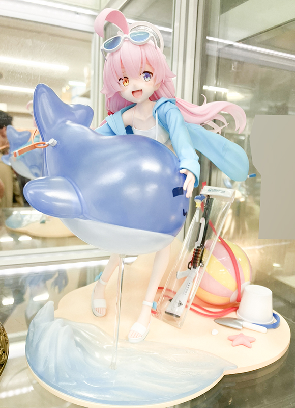 あみあみ秋葉原ラジオ会館店】 ファット・カンパニー様の「ブルー