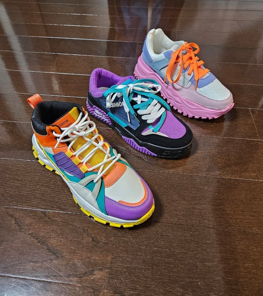 仮面ライダーガヴことショウマのスニーカー現段階ではコンプできたけど