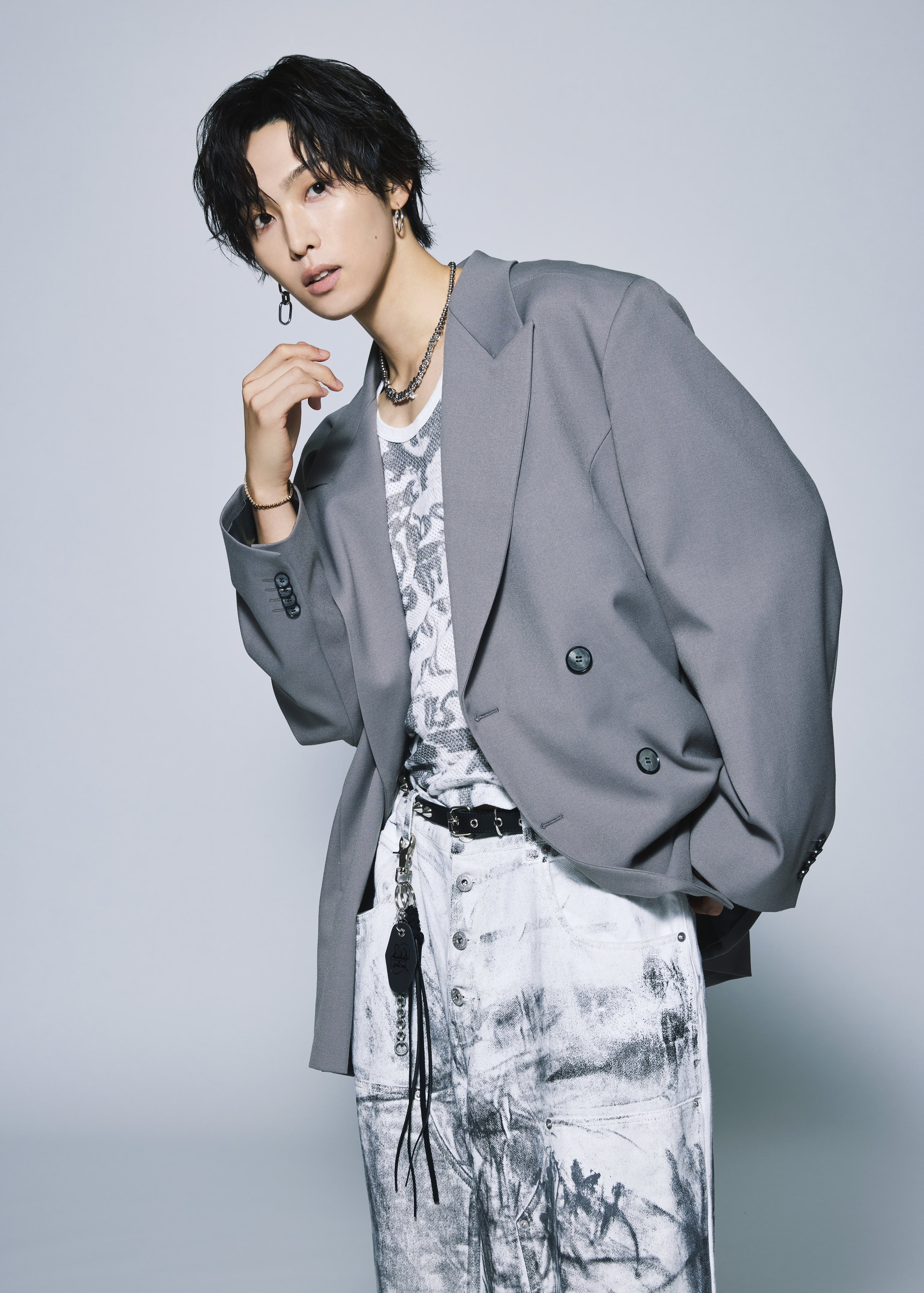 堀夏喜 クッション 堀夏喜 クッション レア BUTTERFLY 会場限定 実写