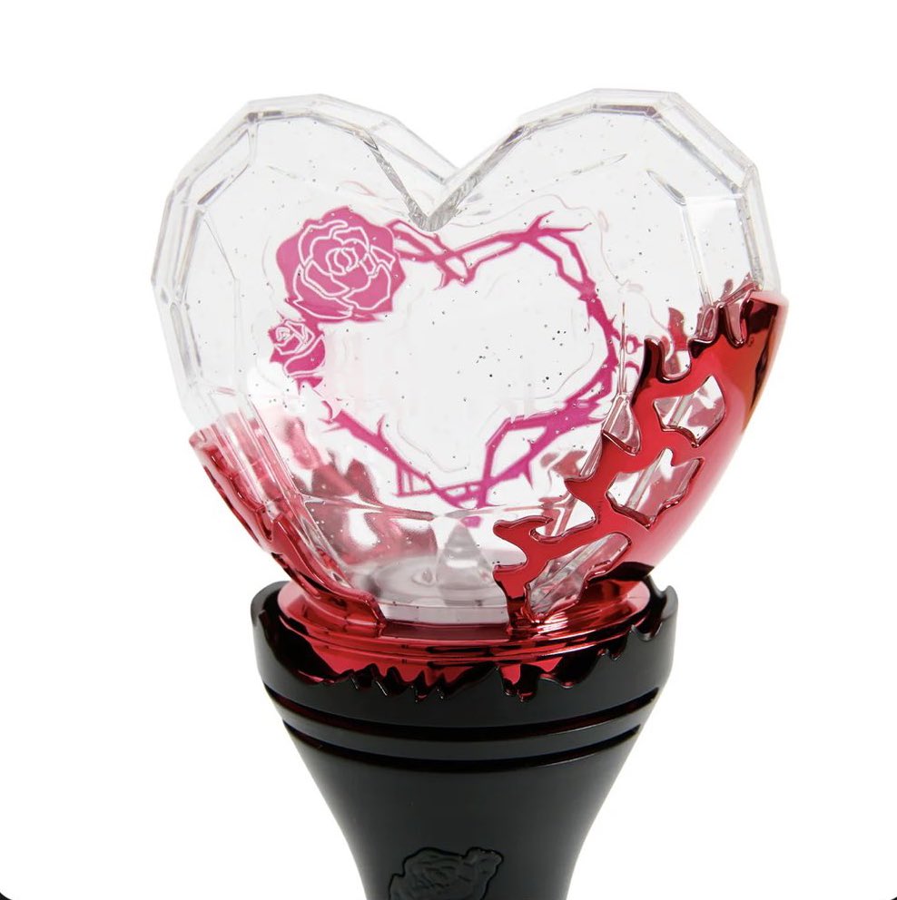 HANAのペンライト見た瞬間 ちゃんみなママのロッキン思い出した #HANA