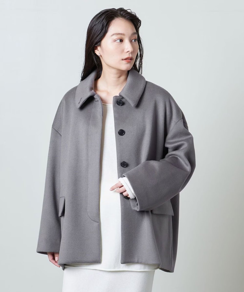 マルゥ 定番人気のコクーンコートが発売！ 女性らしさと着まわし力の高