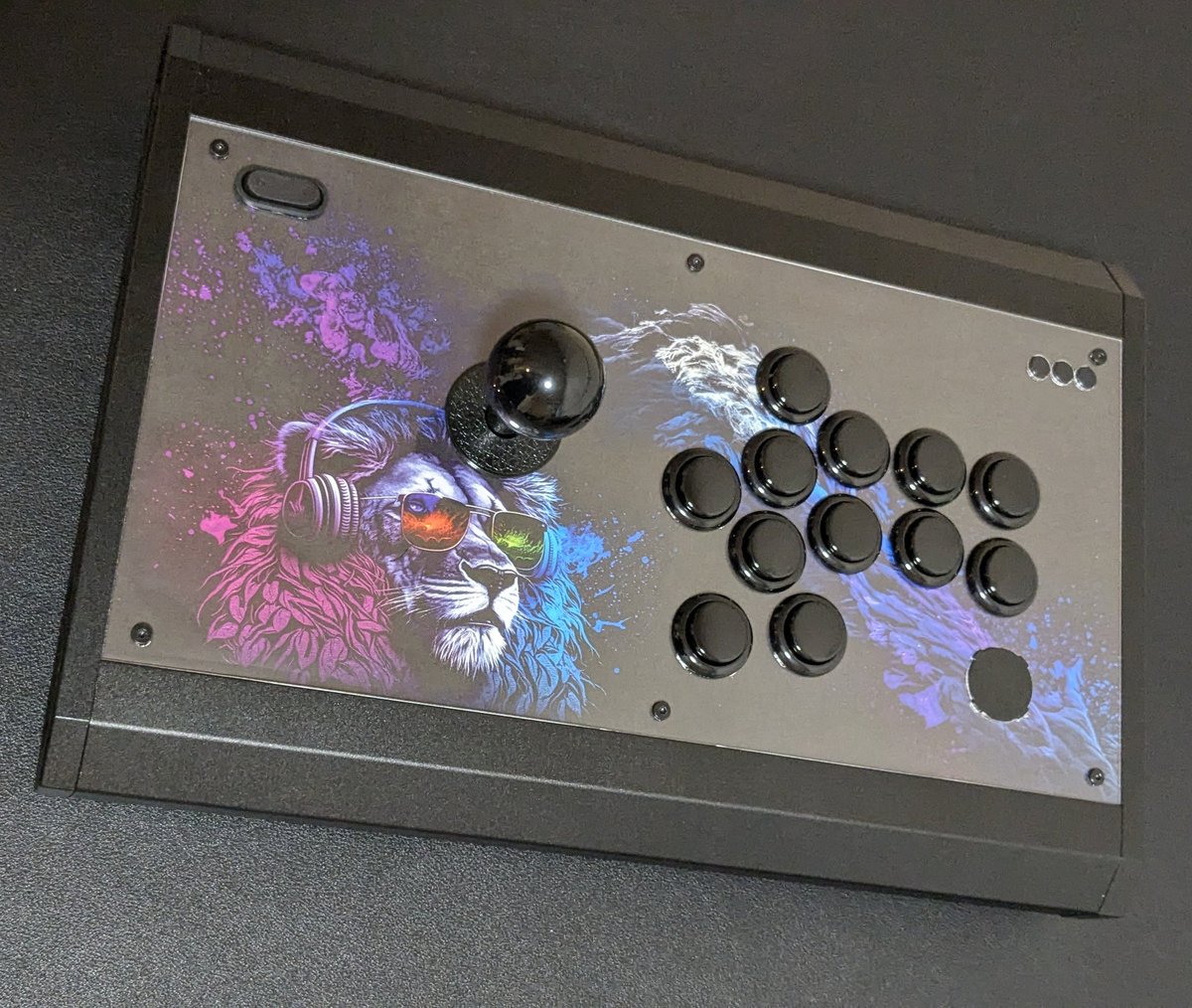 DRM JSをクリアパネルに換装してライオンさんの絵を挟んでみました