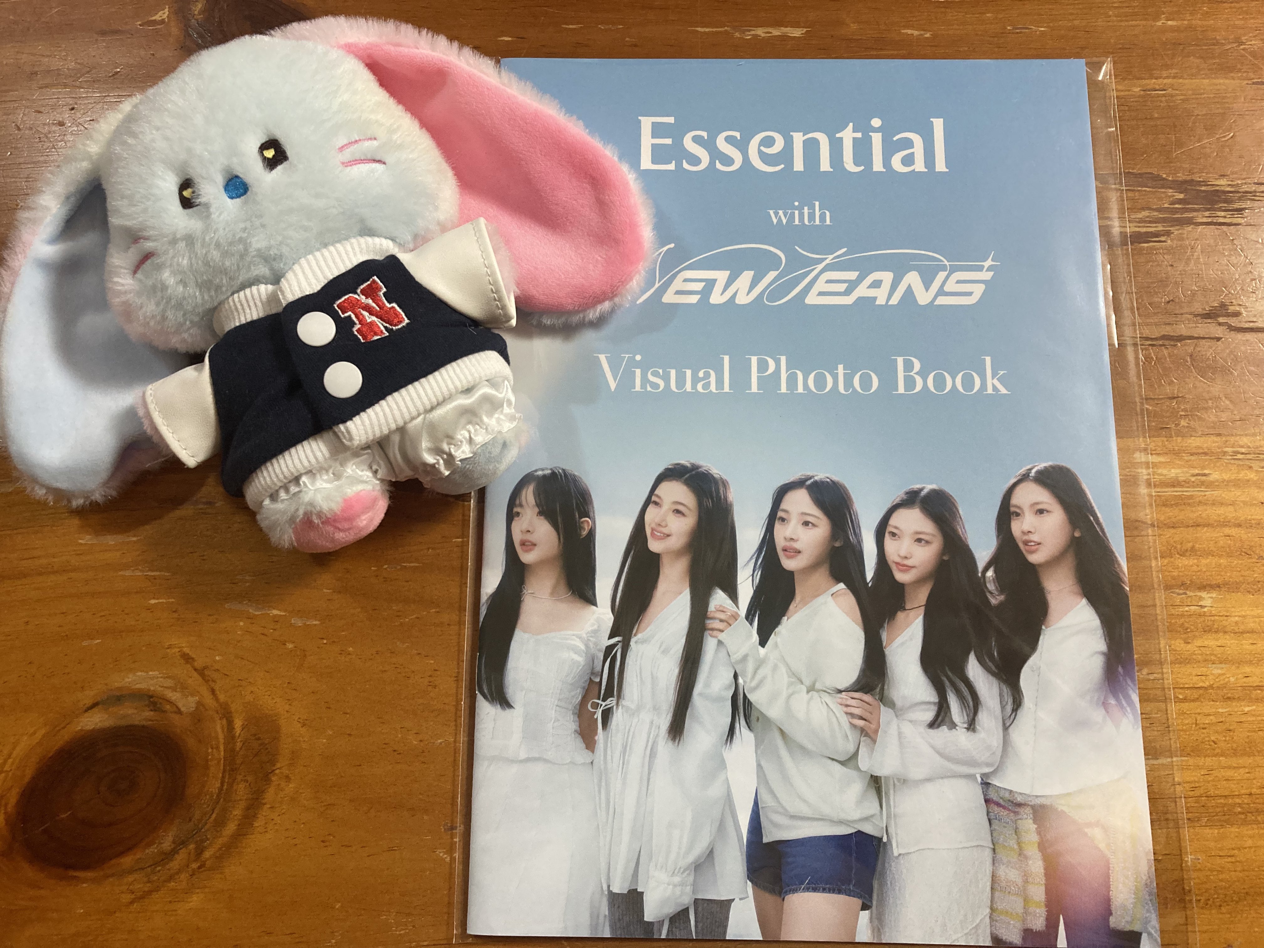 NewJeans エッセンシャル ビジュアルフォトブック 当選品 Essential