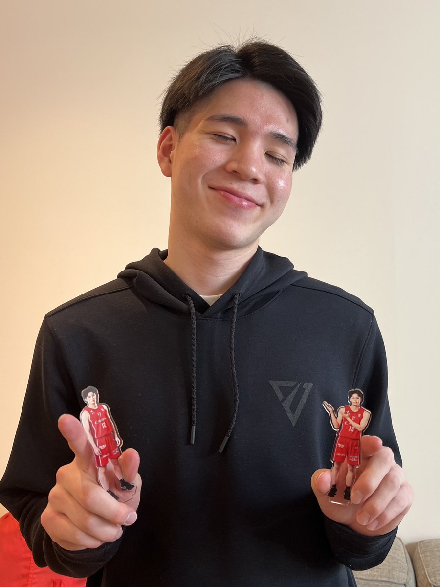 現在、期間限定受注販売中のアクスタですが、新加入の #瀬川琉久 選手