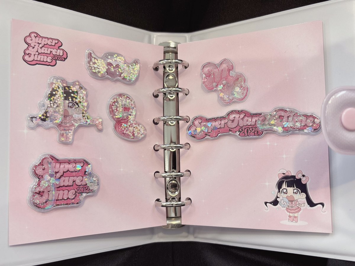 かれんシール帳にシール全部貼った❕💞