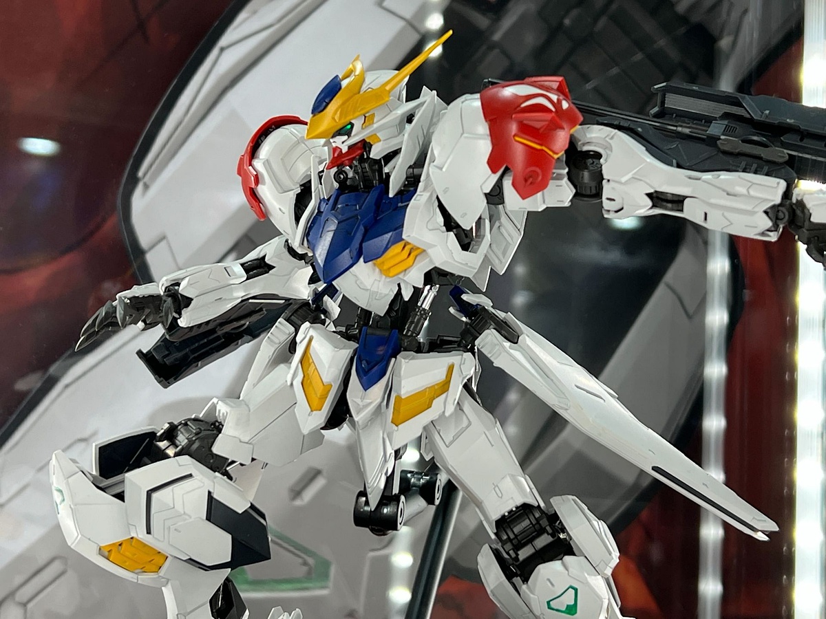 鉄血のオルフェンズ」よりガンプラ「MG 1/100 ガンダムバルバトス
