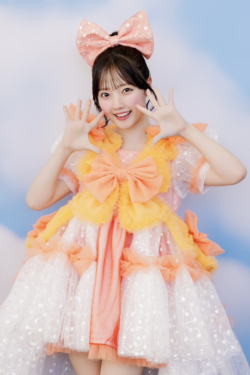 CUTIE STREET オレンジ色担当 川本 笑瑠(えみる) です ❕🔅🧡 目の前に