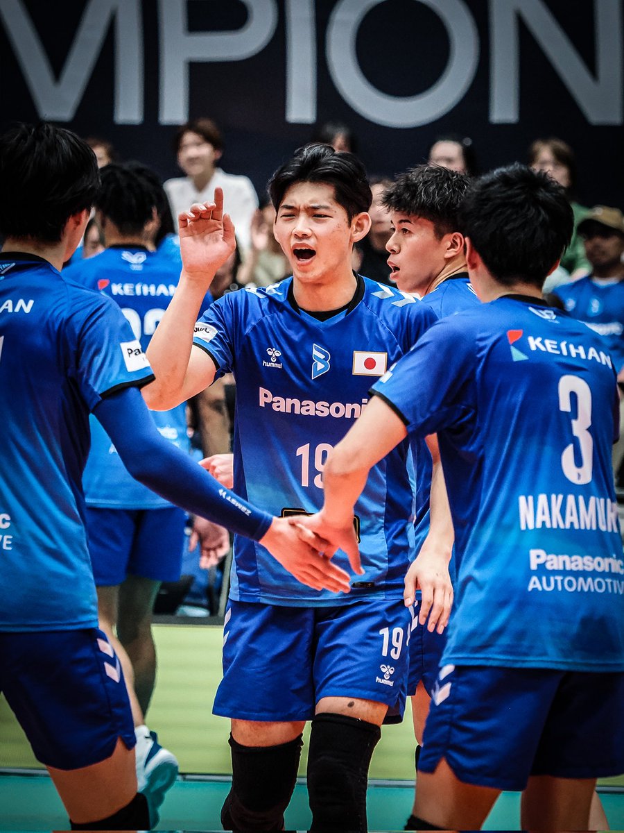 笑わない男なイメージが付きがちの今季ですが、試合に出ると表情豊かで