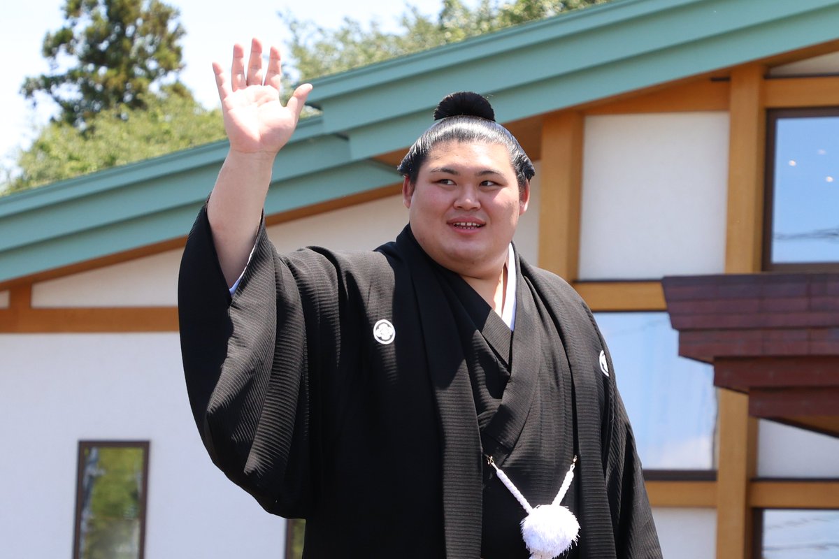 新横綱 大の里＞ 5月30日（金）15時より 明治神宮で新横綱大の里の横綱