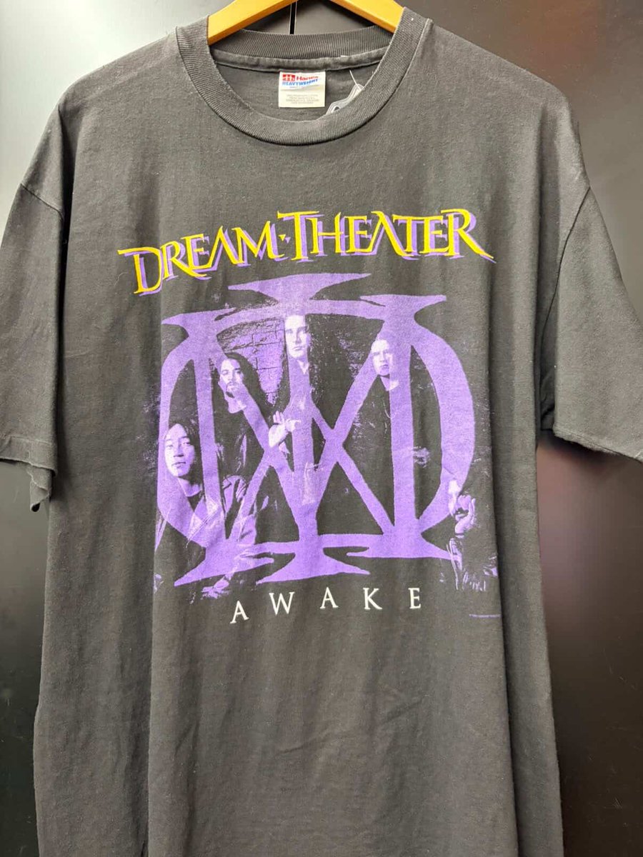 当店にて販売中👕】 DREAM THEATER / ツアーTシャツ 本日はドリーム