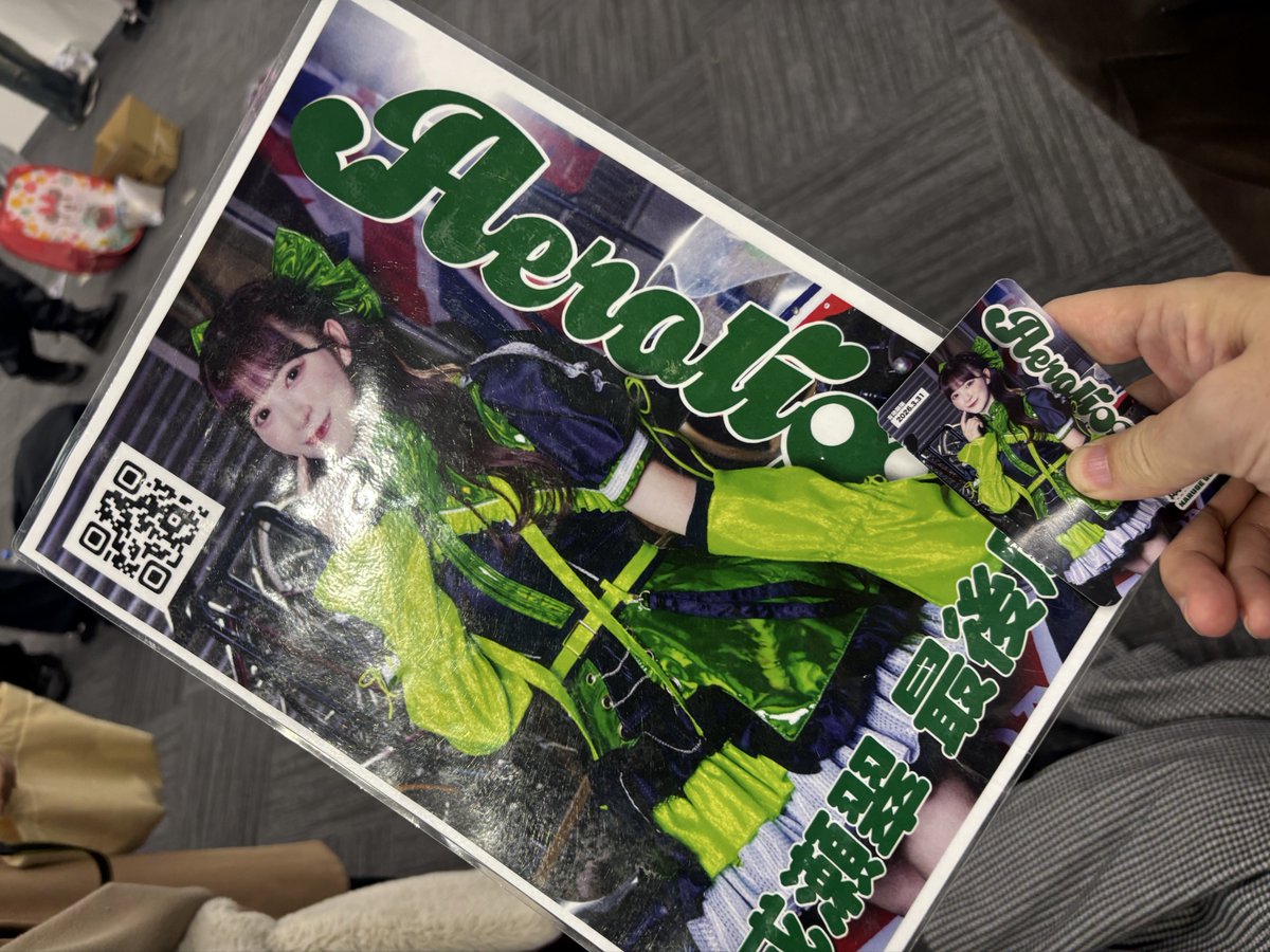 Post by ミョーホンようすけ on X: 予定外のチェキ