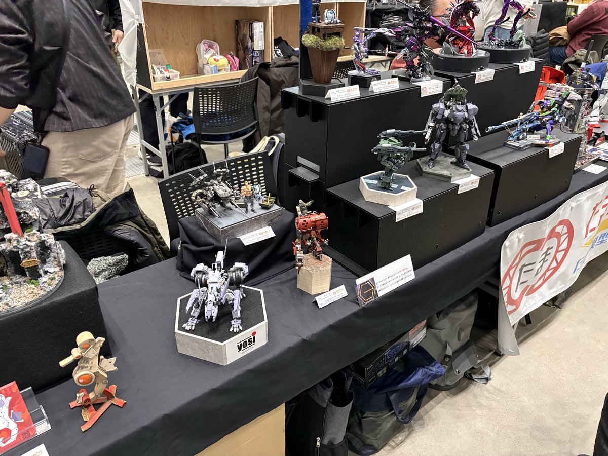 参加してます😅 個人卓には【30MF】 たまっぱちには【ヘキサギア