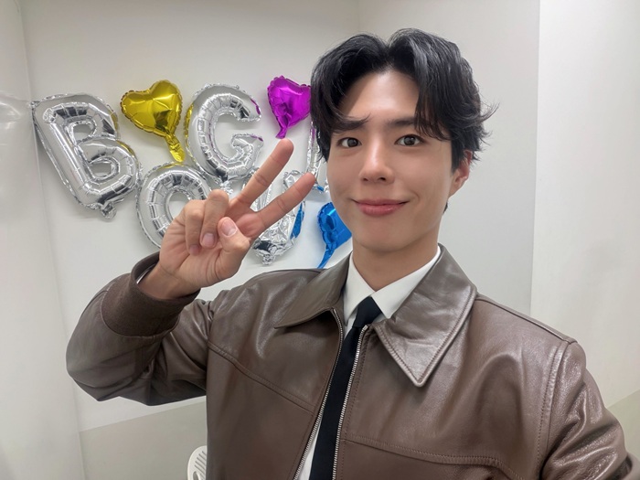 ボゴミnews2/22】 ＃パクボゴム、 サイン会ツアーついに千秋楽💙 東京