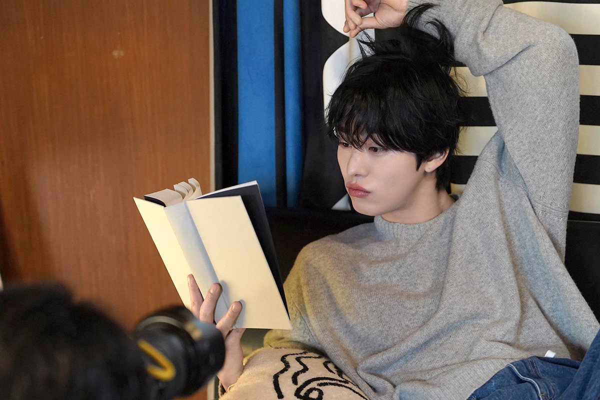 Behind the Scenes] #AhnHyoSeop 2026 Season's Greetings