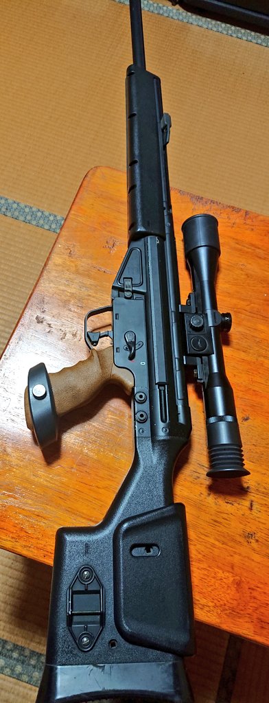 東京マルイPSG－1 買って25年 1番旧い電動ガンです セミオ－トしか撃て