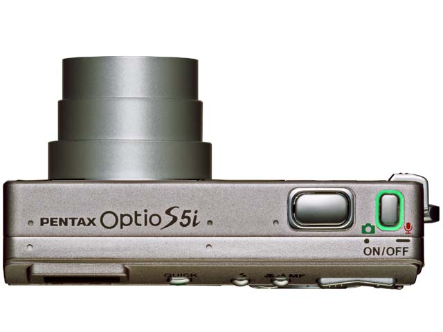 ペンタックス、500万画素になった「オプティオS5i」