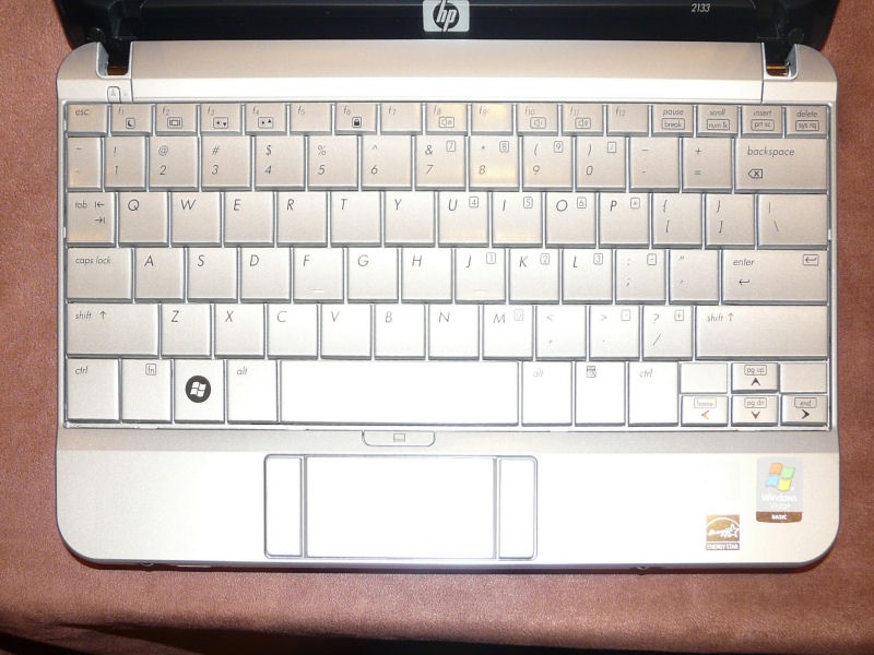 日本HP、8.9型WXGA液晶のノートPC「HP 2133 Mini-Note PC」