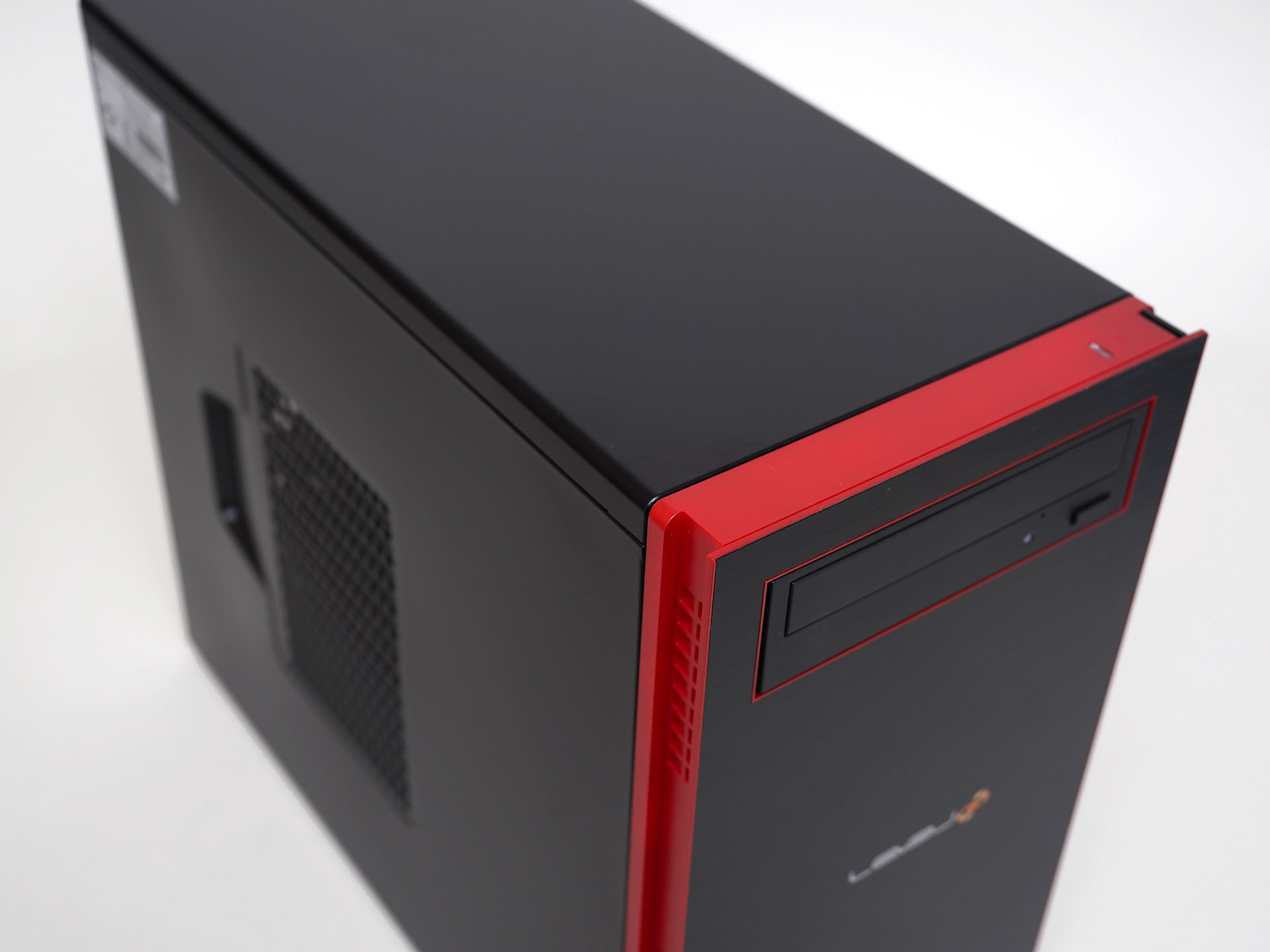 Hothotレビュー】GTX 1060搭載で9万円台のゲーミングPC、パソコン工房