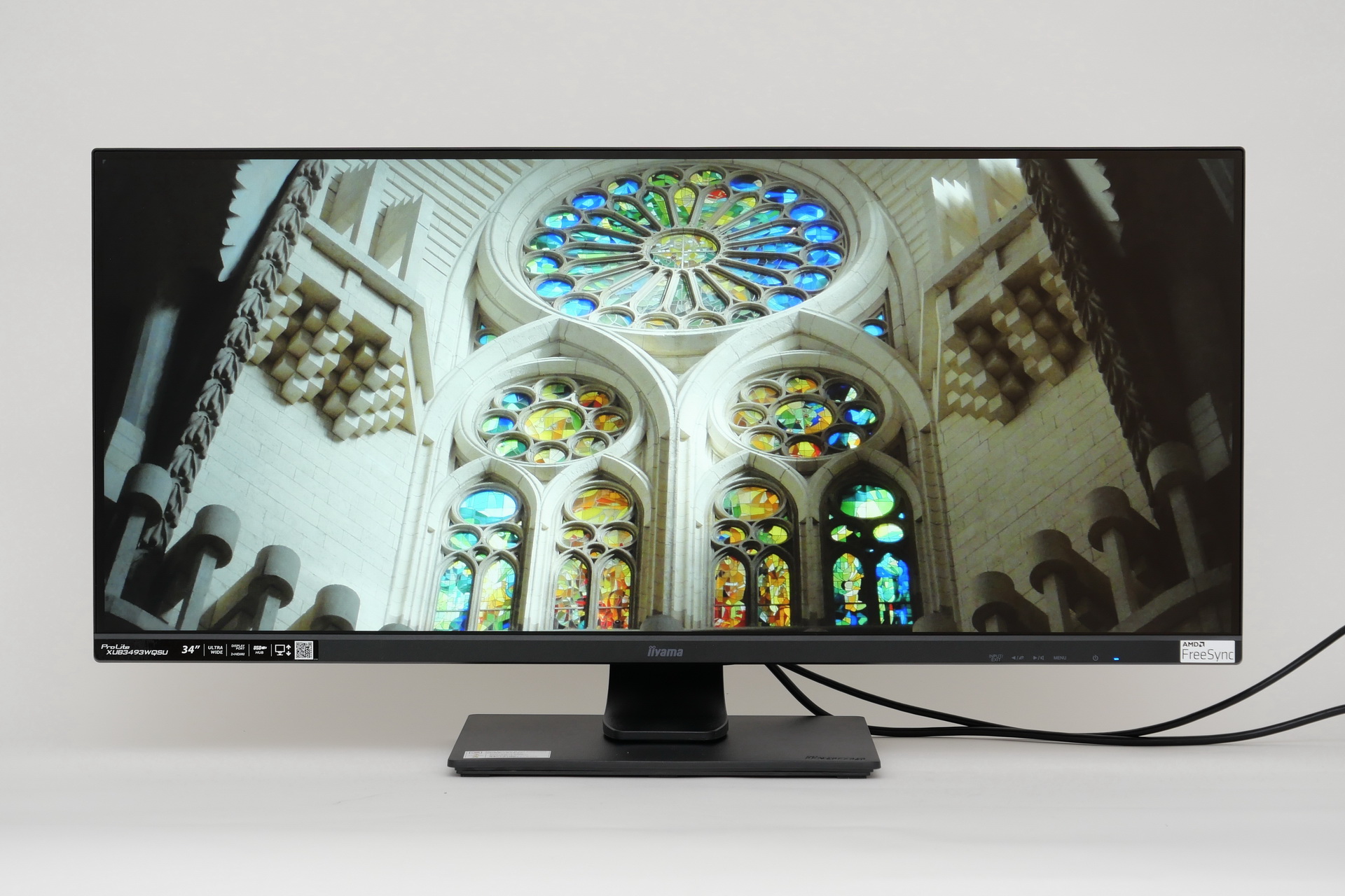 最新液晶ディスプレイ ピックアップ】2台より使いやすい21:9のiiyama製