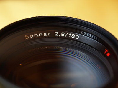 Carl Zeiss Sonnar T* 180mm F2.8 MM(J) : 4-3rds