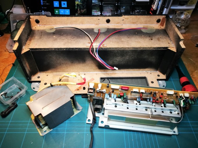 SONY D-3000 セレブリティをBluetoothスピーカーに : 朴念仁の艱苦