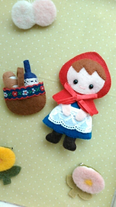 フェルトマスコット 赤ずきんちゃん : チビロビンの手作り日記