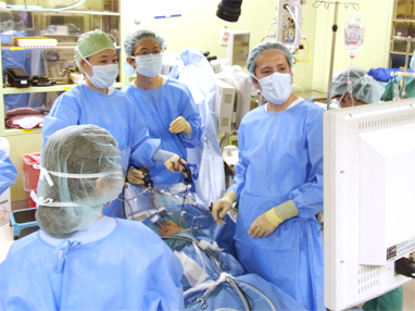 小児内視鏡外科手術に関する研究 – 研究紹介 – 東京大学医学部附属病院