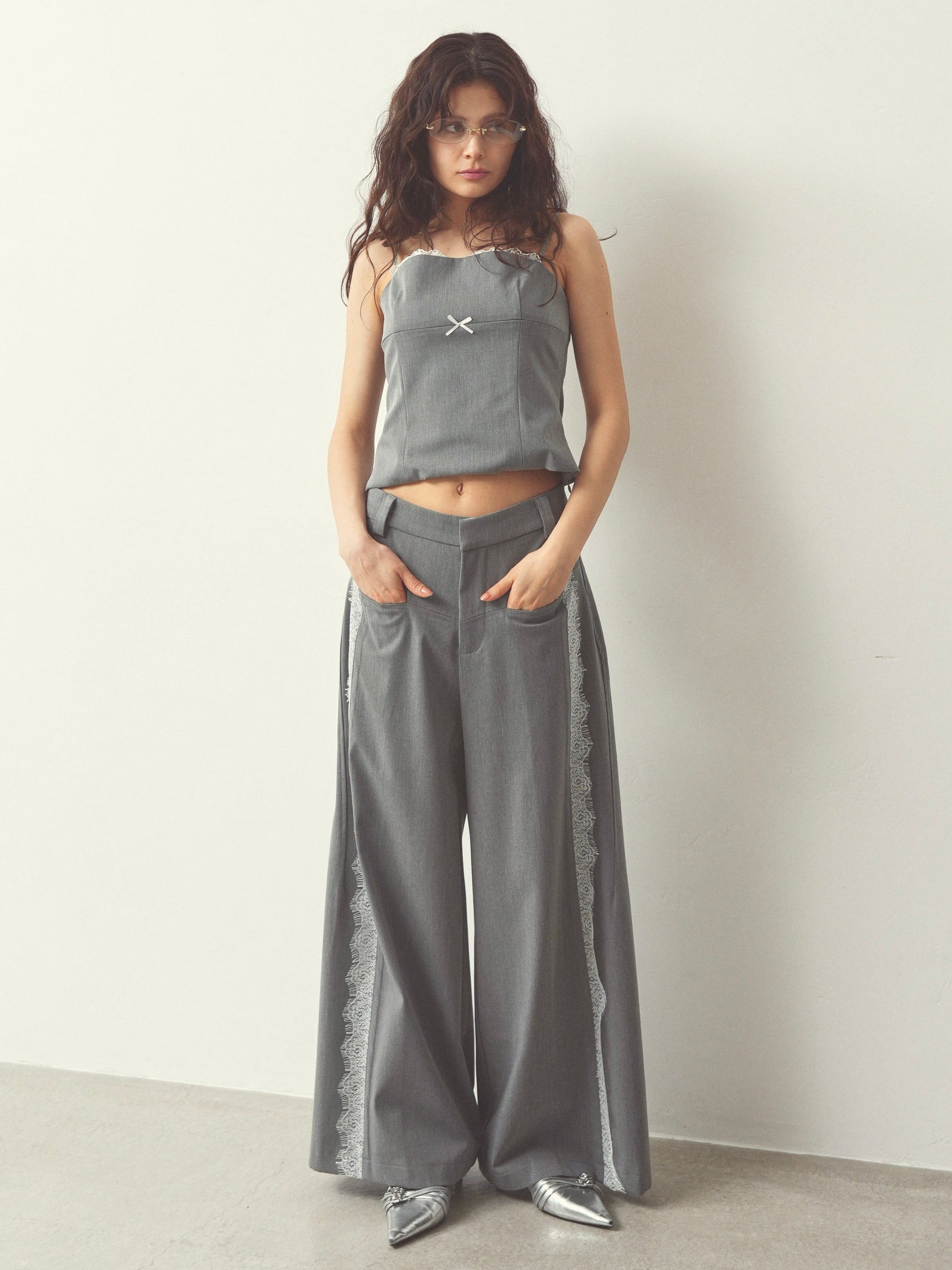 PELLICULE ぺリキュール グレー フリルキャミソール 新品タグ付き