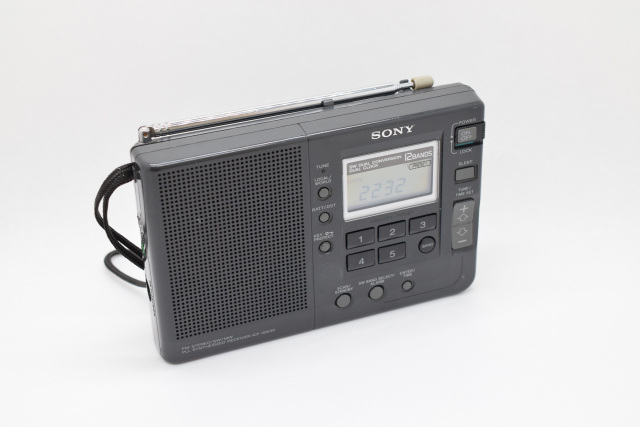 ICF-SW30 Pepper's Square 遠いページ