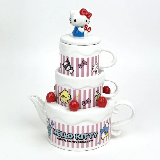 ハローキティ50th ANNIVERSARYの勢いが止まりません！可愛すぎるキティ