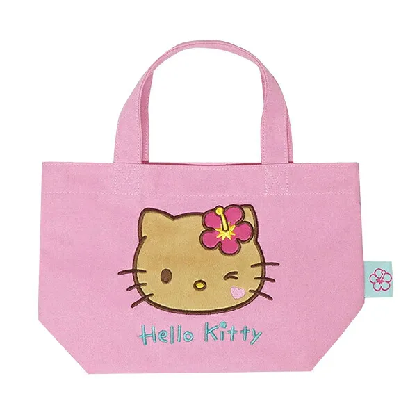 エモすぎ、、、キティちゃんと一緒に平成ギャルを楽しめます。平成