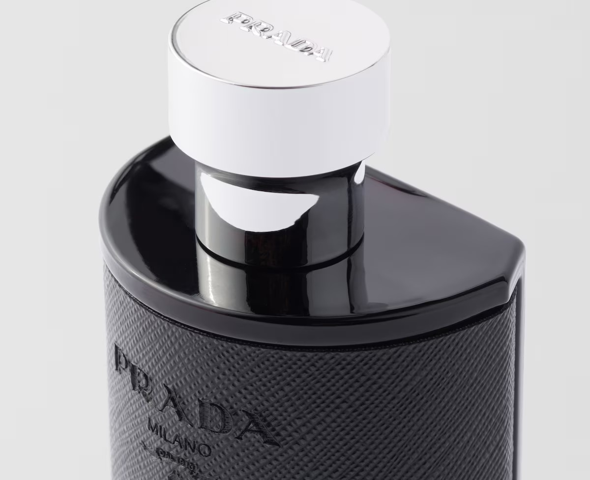 最新版】プラダのメンズ香水を徹底解説！人気ランキングや口コミまで