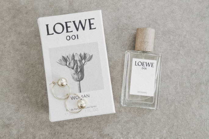 保存版】ロエベの香水のミニサイズについて徹底解説！店舗での取り扱い