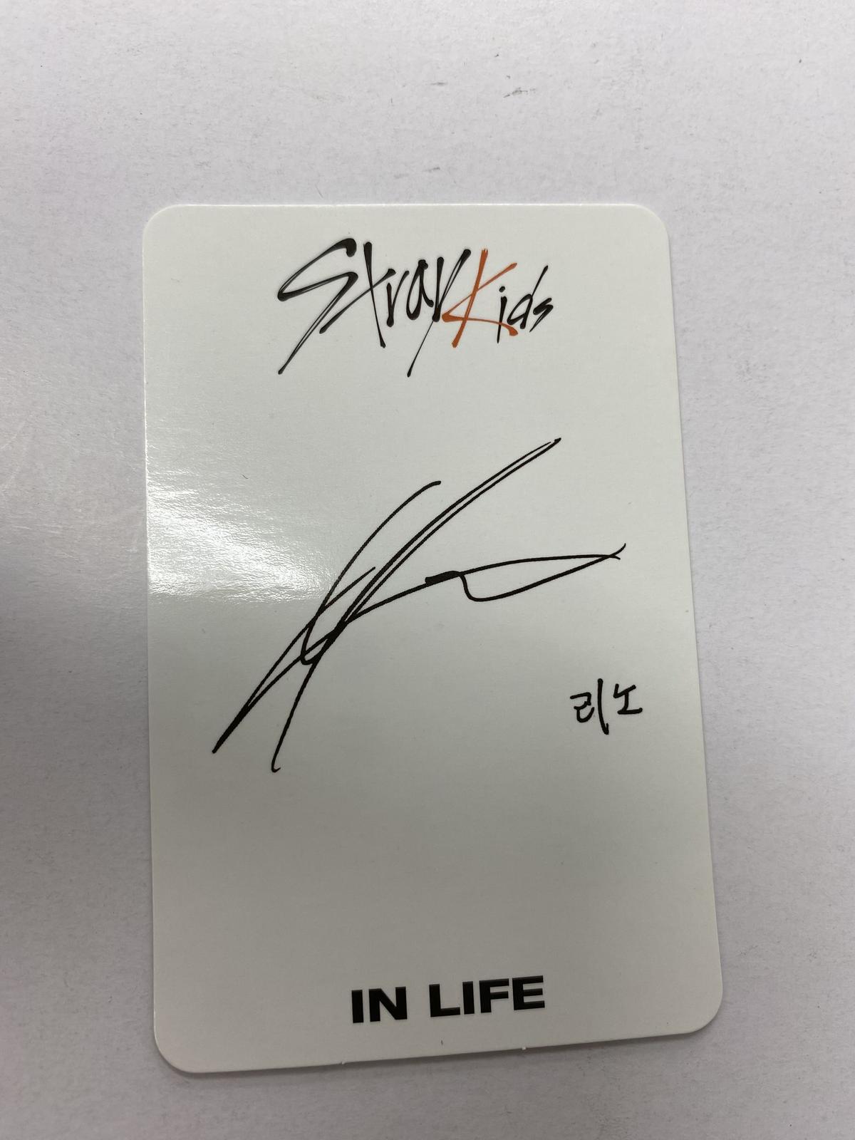 値下げ中】Stray Kids リノ 直筆サイン入りチェキ 値下げ中】Stray